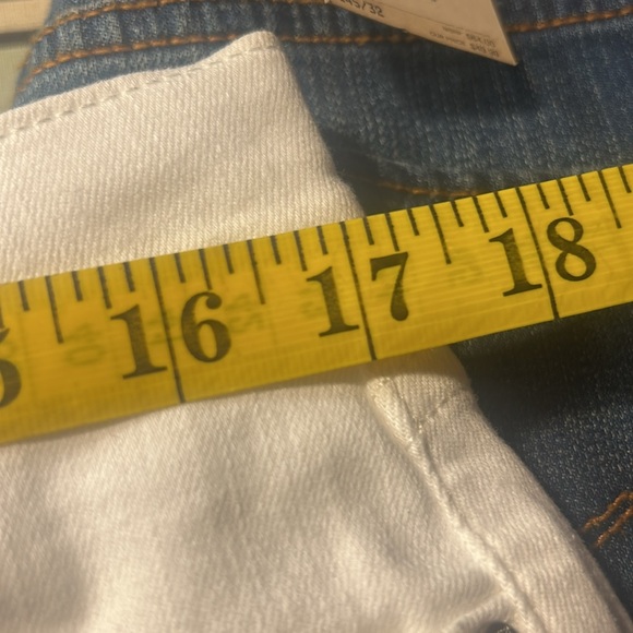 A. N. A white jeans - Picture 5 of 6